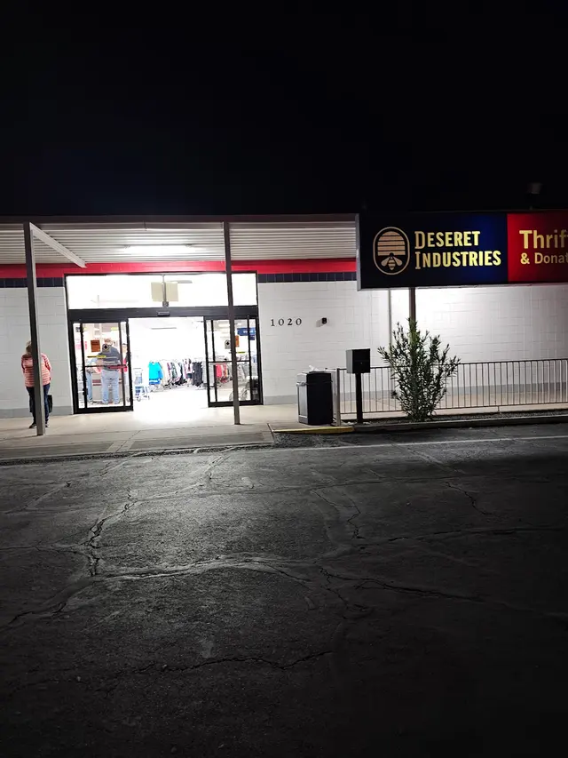Deseret Industries Thrift Store & Donation Center — customer photo 12