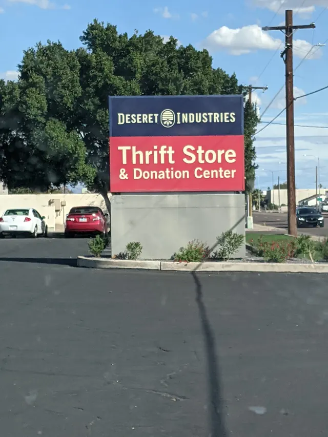Deseret Industries Thrift Store & Donation Center — customer photo 6