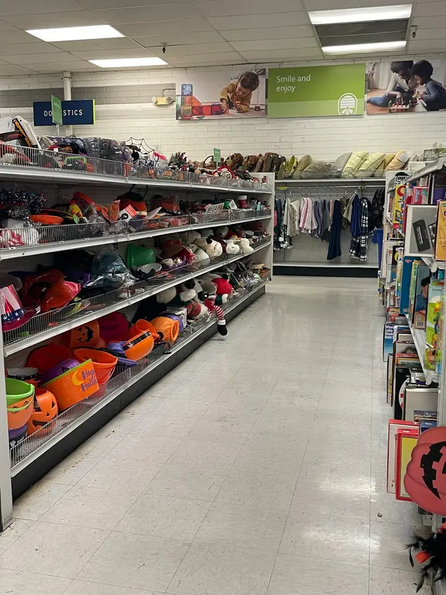 Deseret Industries Thrift Store & Donation Center — customer photo 5