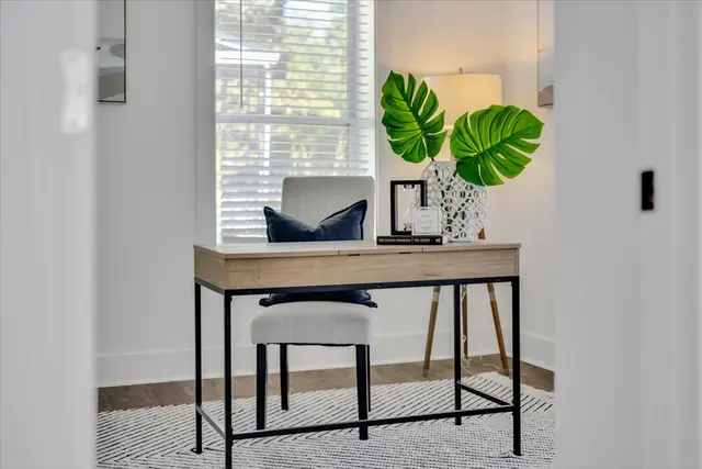 Clever Girl Interiors — photo from the business 12