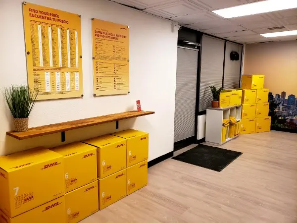 DHL Express Service Point Federal Way — customer photo 4