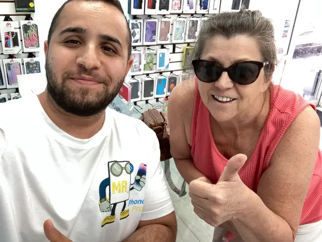 Mr Phone Pro Lakeland | Samsung, iPad , Cell Phone & iPhone Repair | Computer, Game Console, Xbox & Ps5 Repair — customer photo 11