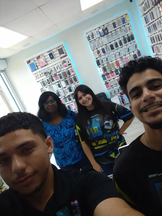 Mr Phone Pro Lakeland | Samsung, iPad , Cell Phone & iPhone Repair | Computer, Game Console, Xbox & Ps5 Repair — customer photo 5