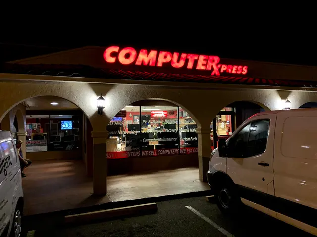 ComputerXpress — photo from the business 11