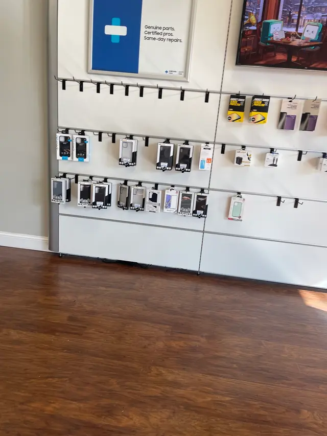 uBreakiFix - Phone and Computer Repair — customer photo 11