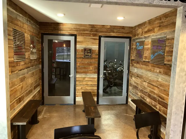 FLX33 "More Than a Gym" — photo from the business 10