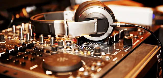 DJ Darion — photo from the business 5