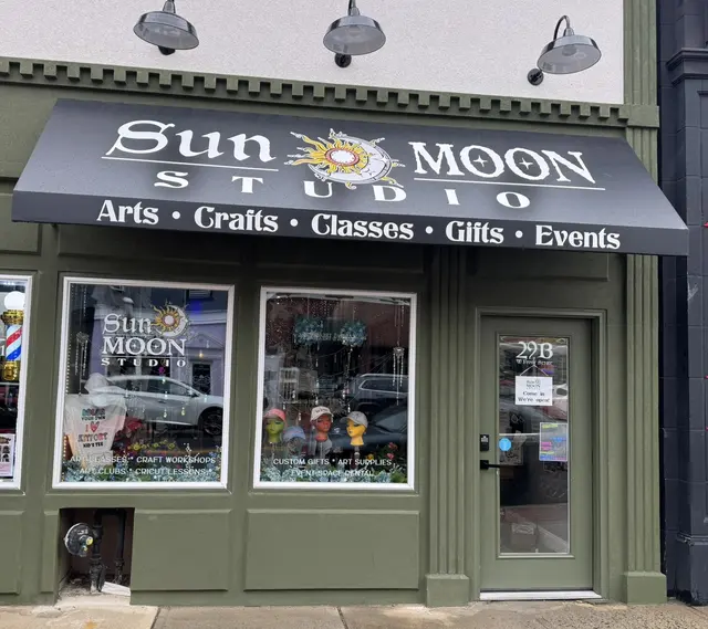 Sun Moon Studio — photo from the business 1