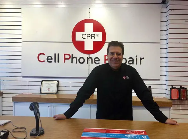 CPR Cell Phone Repair — photo from the business 5