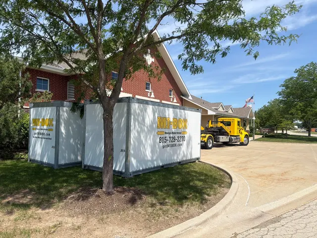MI-BOX Moving & Mobile Storage of Chicagoland — customer photo 11