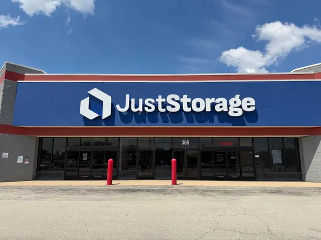 JustStorage — photo from the business 2