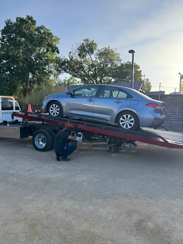 Red One Towing Services LLC — customer photo 10