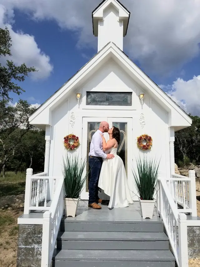 Elope In Austin — photo from the business 1