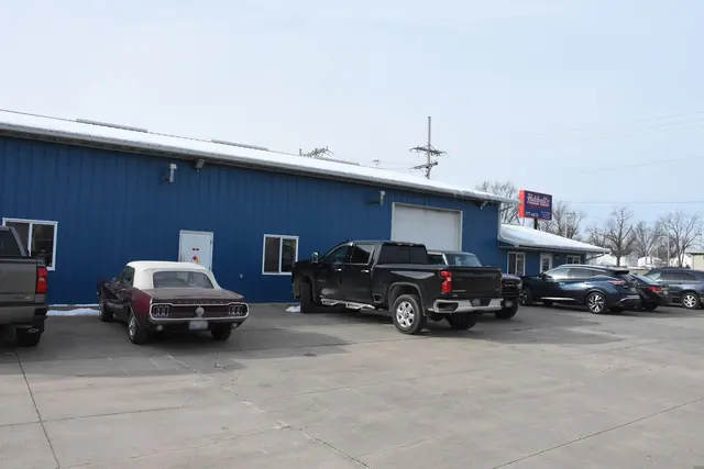 Hubbell's Auto Repair — customer photo 4