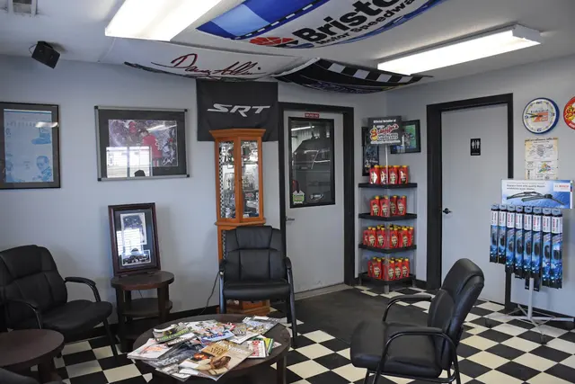 Hubbell's Auto Repair — customer photo 8