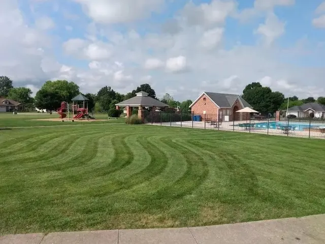 Oasis Lawncare, LLC — photo from the business 2