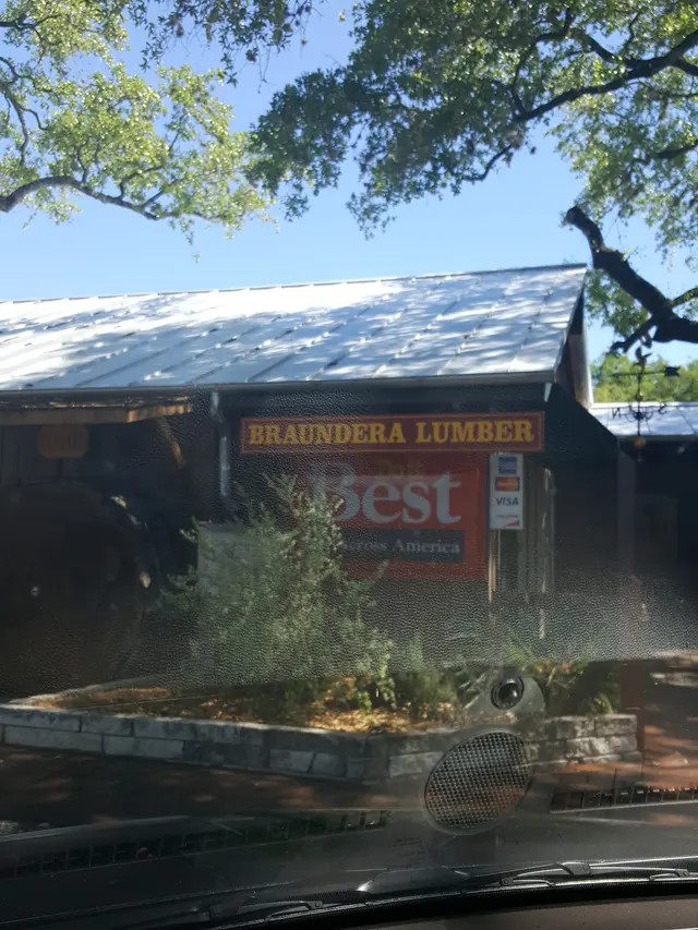 Braundera Yard & Hardware Inc — customer photo 3
