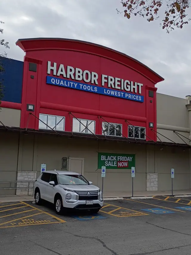 Harbor Freight — customer photo 1