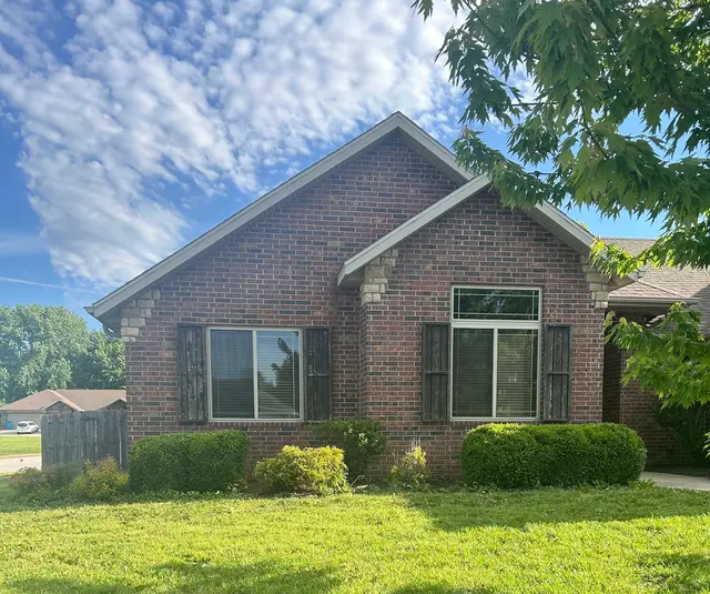Lampson Lawn Service LLC — customer photo 4