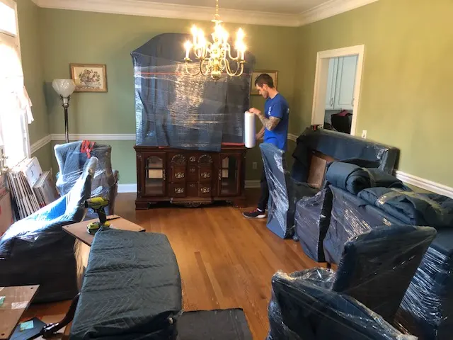Blue Men Moving | Columbus — photo from the business 5