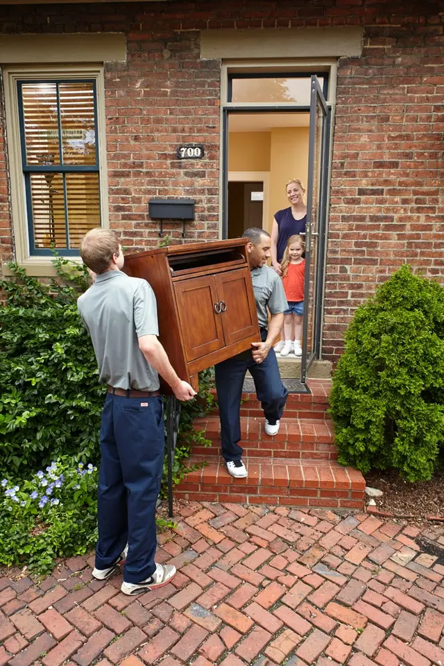 Leaders Moving & Storage Co. — photo from the business 10