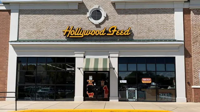 Hollywood Feed — photo from the business 2