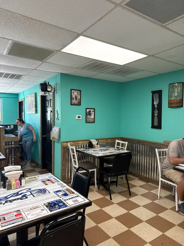 Lydonia’s Country Cookin’ and Catering — photo from the business 12