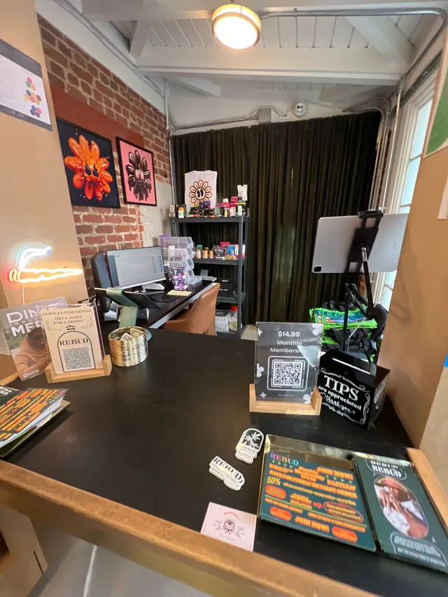 Rebud Weed Dispensary & Delivery - Westwood — customer photo 7