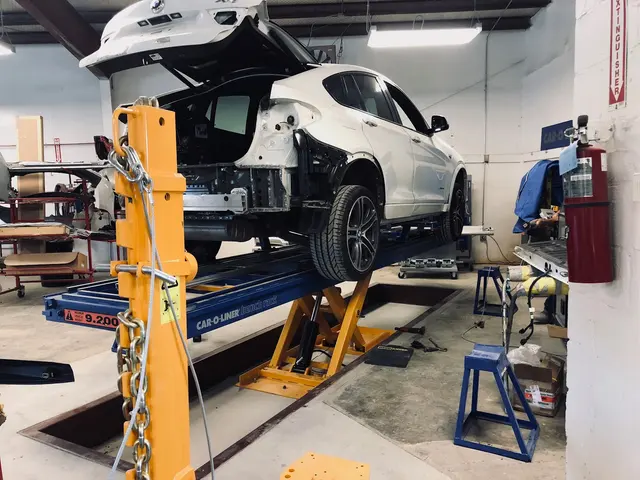 Harvey's Collision Centers — photo from the business 1