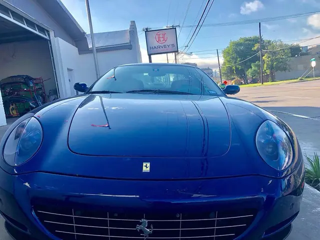 Harvey's Collision Centers — photo from the business 6