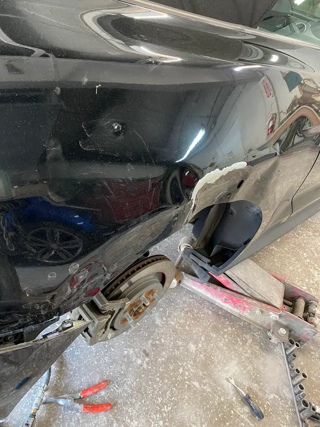 Mayo's Body Shop — photo from the business 9