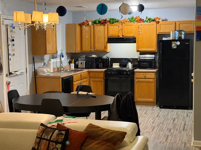 Clear Choice Home Cleaning Services LLC — customer photo 2