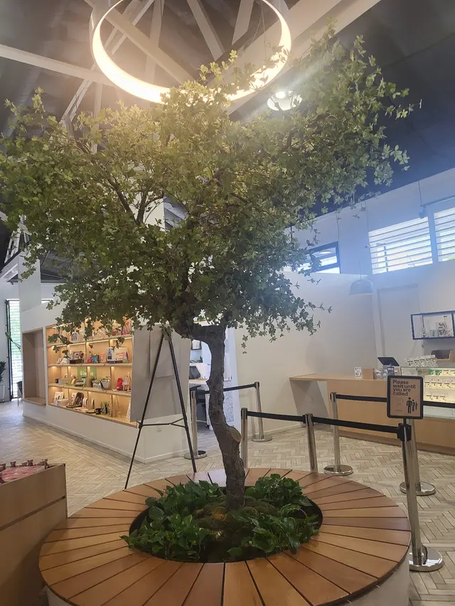 Eaze Weed Delivery & Dispensary Los Angeles — customer photo 10