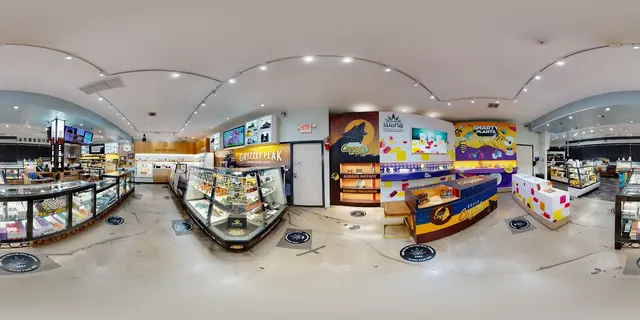 ERBA Markets - Weed Dispensary West Los Angeles — customer photo 4