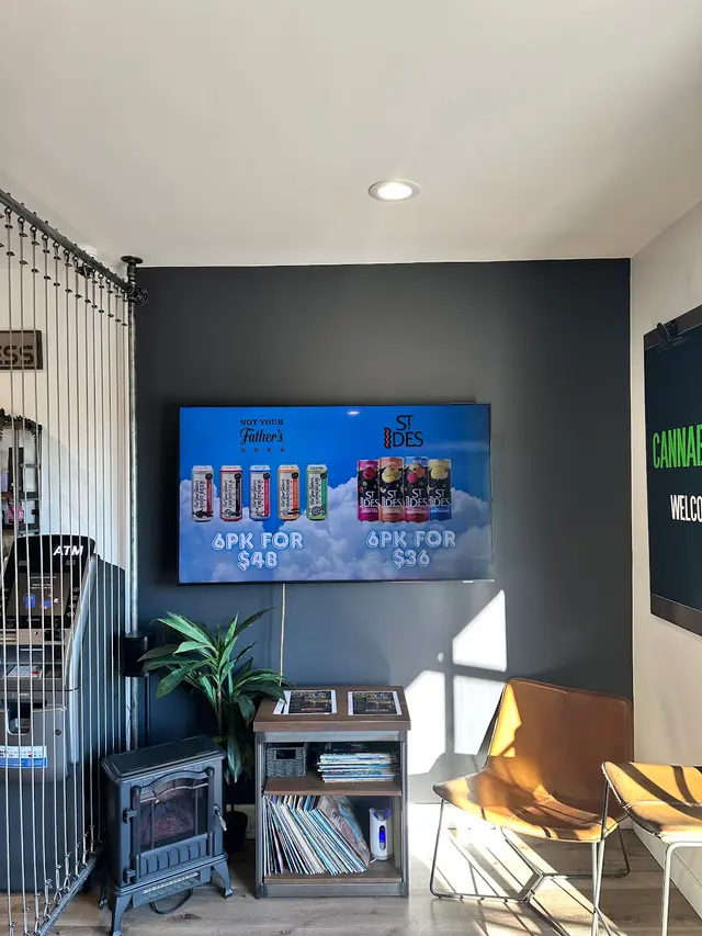 Cannabis House Marijuana and Weed Dispensary — photo from the business 10