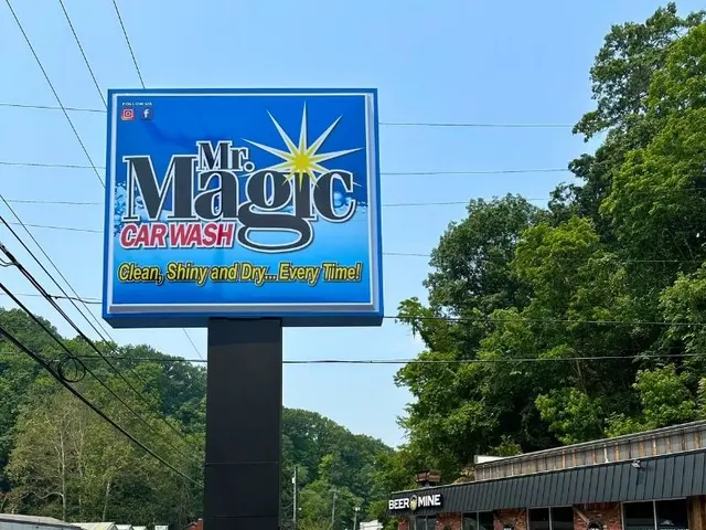 Mr. Magic Car Wash - Upper St. Clair — photo from the business 11