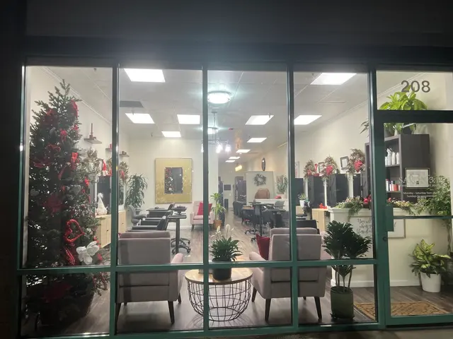 Salon 3:16 — photo from the business 6