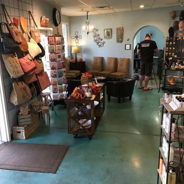 Sapphire Salon & Spa ~ Boutique — photo from the business 2