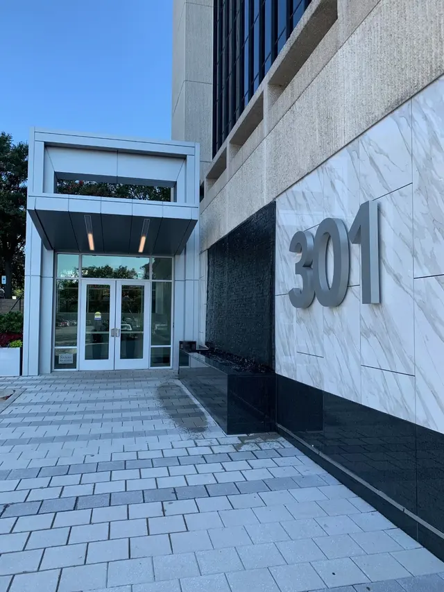 Taylor | Serbin Injury Lawyers — photo from the business 5