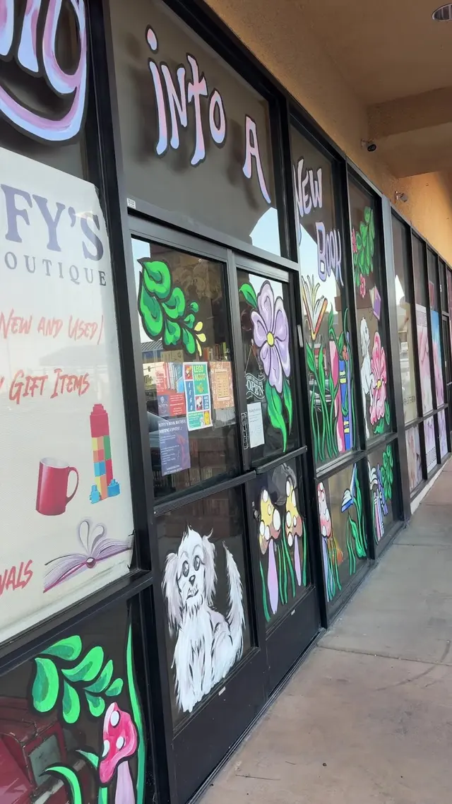 Buffy's Book Boutique — customer photo 6