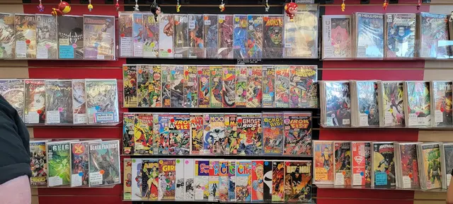 MaximuM Comics — customer photo 3