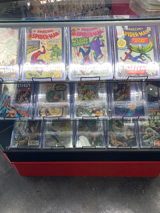 Red Hood Comics — customer photo 9