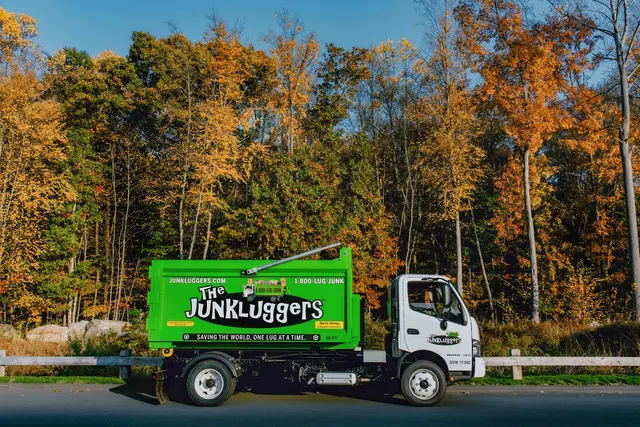 The Junkluggers of Broward West and Palm Beach South — photo from the business 2