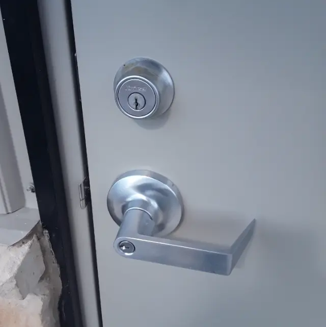 Snap & Crack Locksmith — photo from the business 9