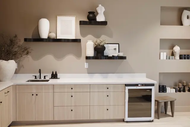 The Refresh Room — photo from the business 3