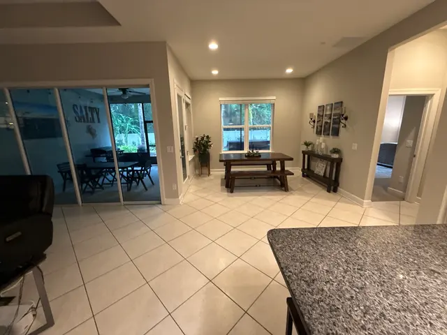 Shining Bright Cleaning | House Cleaning Service Jacksonville — customer photo 10