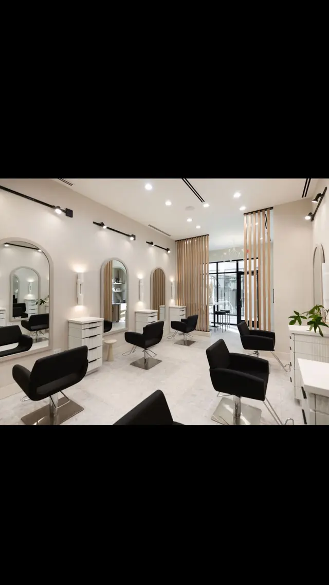 Linea Salon — customer photo 2