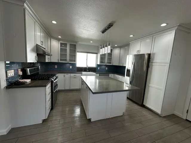 Sparkly Maid San Diego Cleaning Services — photo from the business 9