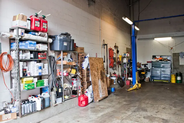 DANDINI'S Servicing European Vehicles — photo from the business 7