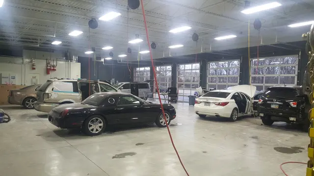 Fine Line Auto Body-Lewis Center — photo from the business 9